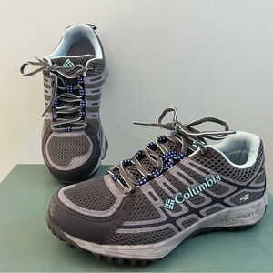 NWOB Columbia women’s 7 Grey trail running Hiking Sneakers junction hollow